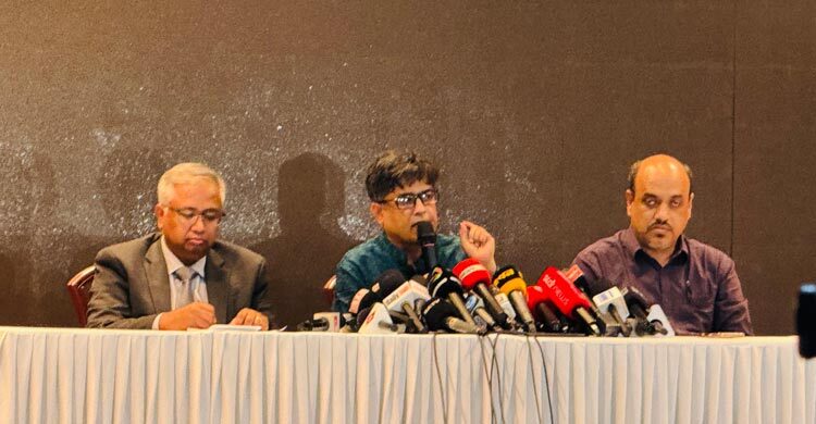দেশের বাইরে আওয়ামী লীগের কার্যক্রম পর্যবেক্ষণ করছি: প্রধান উপদেষ্টার প্রেস সচিব